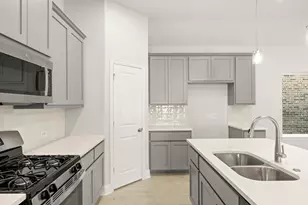 2907 Hanscom St, Forney, TX 75126 - Photo 4