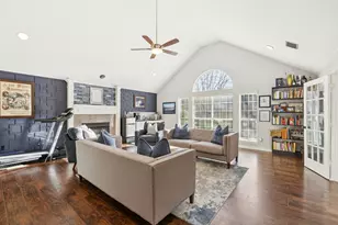 809 Sleepy Hollow Dr, Cedar Hill, TX 75104 - Photo 8