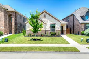 1113 Milfoil Dr, Justin, TX 76247 - Photo 2