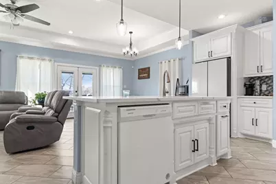 2512 High Crest Avenue, Fort Worth, TX 76111 - Photo 8