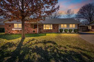 7408 Maple Dr, North Richland Hills, TX 76180 - Photo 1