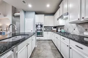 14049 Valley Mills Dr, Frisco, TX 75033 - Photo 10