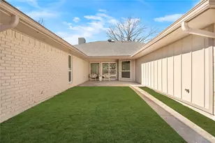 7220 Claybrook Dr, Dallas, TX 75231 - Photo 30