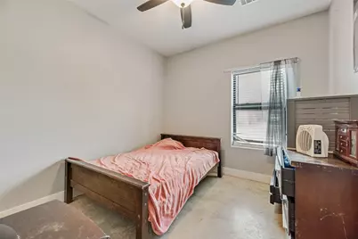 718 E Crawford Street, Denison, TX 75021 - Photo 30