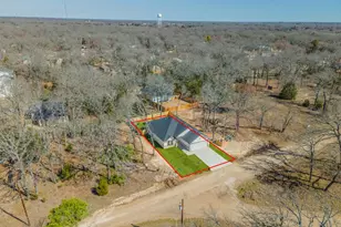 6130 Aztec Dr, Mabank, TX 75156 - Photo 2