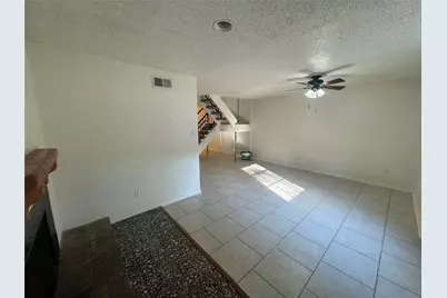 408 Olson Court, Granbury, TX 76048 - Photo 4