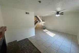 408 Olson Ct, Granbury, TX 76048 - Photo 4