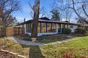 1509 University Dr, Arlington, TX 76013 - Photo 32