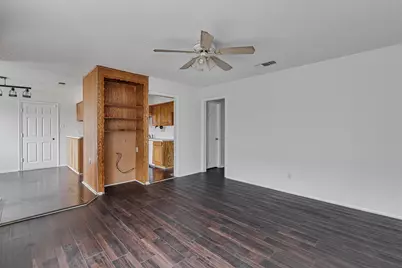 606 McAnear Street, Cleburne, TX 76033 - Photo 4