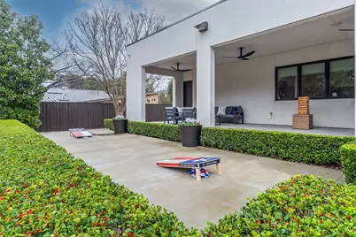 4529 Royal Lane, Dallas, TX 75229 - Photo 12