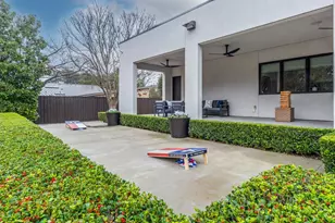 4529 Royal Ln, Dallas, TX 75229 - Photo 12