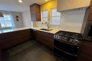 1112 Kings Hwy, Dallas, TX 75208 - Photo 4