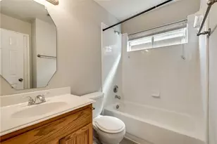 409 Knoll Park Ct, McKinney, TX 75072 - Photo 18