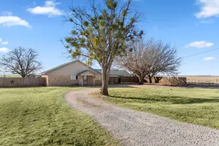 1137 US Hwy 82 W, Seymour, TX 76380 - Photo 2