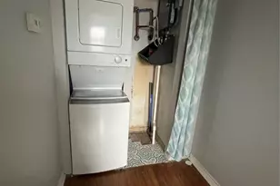 2517 Amelia, Dallas, TX 75235 - Photo 4