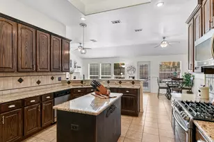 581 Griffith Dr, Saginaw, TX 76179 - Photo 10