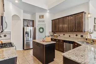 581 Griffith Dr, Saginaw, TX 76179 - Photo 8