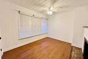 101 Lindenwood Dr, Fort Worth, TX 76107 - Photo 16