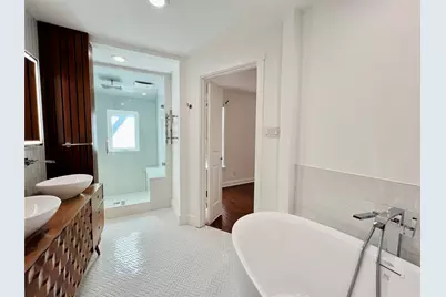 101 Lindenwood Drive, Fort Worth, TX 76107 - Photo 12