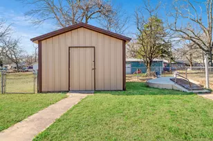 295 San Diego, Detroit, TX 75436 - Photo 20