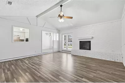 125 N Jessup Street, Alvarado, TX 76009 - Photo 2