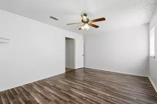 125 N Jessup St, Alvarado, TX 76009 - Photo 12