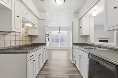 125 N Jessup Street, Alvarado, TX 76009 - Photo 4