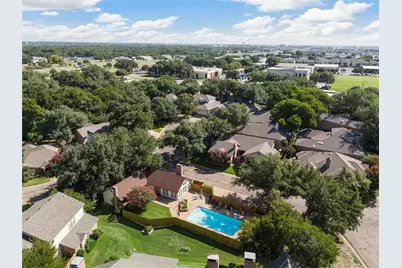 212 Shady Place Drive, Waco, TX 76712 - Photo 32