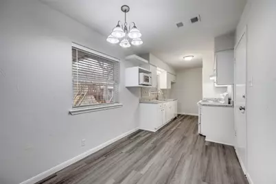 2923 W Day Street, Denison, TX 75020 - Photo 6