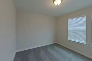 317 Lincoln Cir, Saginaw, TX 76179 - Photo 10