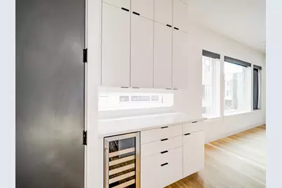 2916 Hawthorne Avenue #102, Dallas, TX 75219 - Photo 12