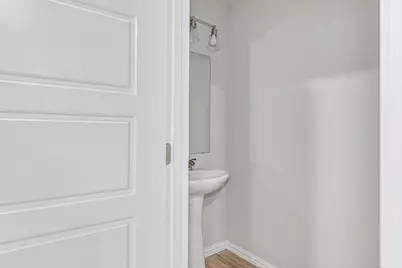 320 W Gambrell Street, Fort Worth, TX 76115 - Photo 16