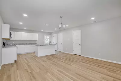 320 W Gambrell Street, Fort Worth, TX 76115 - Photo 10