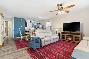 1337 Fox Hollow Ct, Pelican Bay, TX 76020 - Photo 10