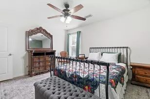 1337 Fox Hollow Ct, Pelican Bay, TX 76020 - Photo 32