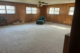 910 Varella, Mexia, TX 76667 - Photo 10