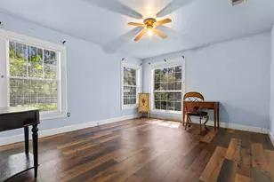 2821 Burchill Rd S, Fort Worth, TX 76105 - Photo 14