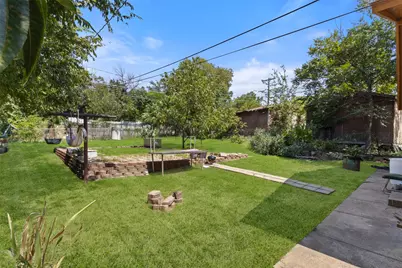 2821 Burchill Road S, Fort Worth, TX 76105 - Photo 20