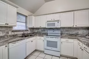 132 Magnolia Ln, Rockwall, TX 75032 - Photo 4