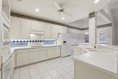 2216 Post Oak Court, Corinth, TX 76210 - Photo 6