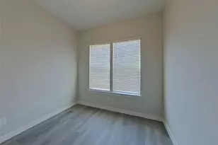 310 Lincoln Cir, Saginaw, TX 76179 - Photo 10