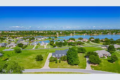 1905 Yucatan Drive, Granbury, TX 76048 - Photo 2