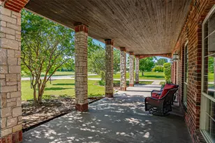 1905 Yucatan Dr, Granbury, TX 76048 - Photo 6