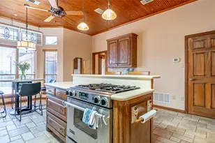 1905 Yucatan Dr, Granbury, TX 76048 - Photo 18