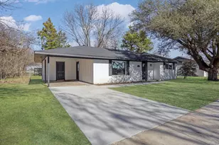 104 W Short St, Leonard, TX 75452 - Photo 2