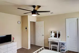 1635 Red Cloud Dr, Dallas, TX 75217 - Photo 12