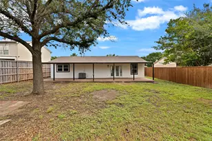 2308 Foxcroft Ln, Arlington, TX 76014 - Photo 18