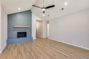 205 Laurel St, Mansfield, TX 76063 - Photo 8