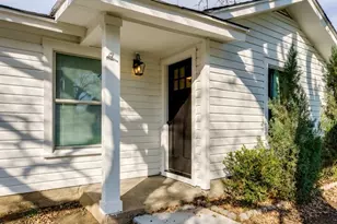 2021 Bluebonnet Dr, Fort Worth, TX 76111 - Photo 1