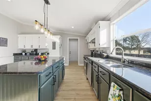 111 Jody Ln, Azle, TX 76020 - Photo 14